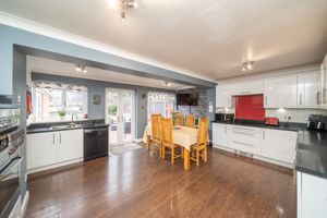DINING KITCHEN- click for photo gallery